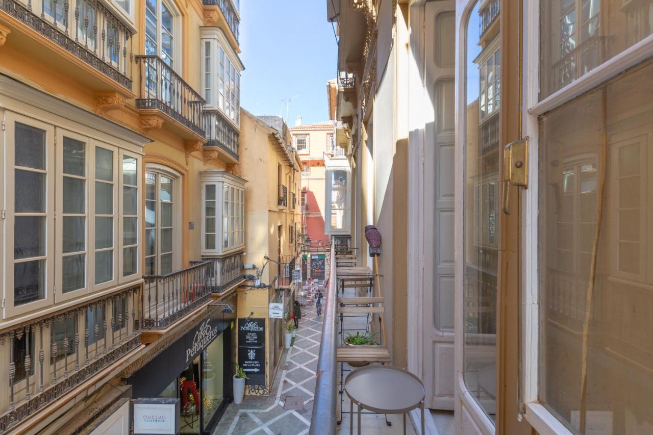 Puerta De Larios: Central Three-Bedroom Apartment With Balconies And Patio Málaga Eksteriør billede
