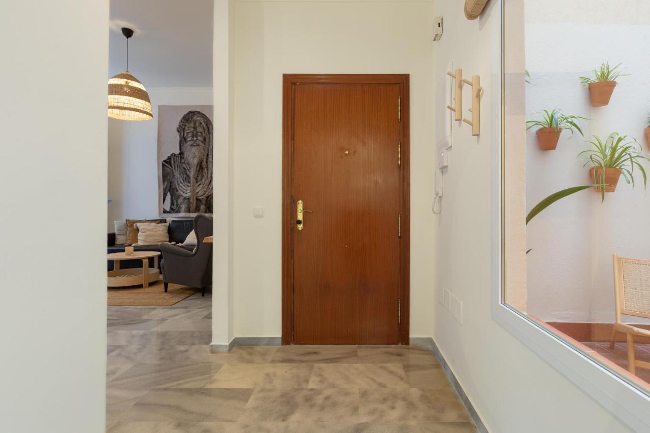 Puerta De Larios: Central Three-Bedroom Apartment With Balconies And Patio Málaga Eksteriør billede